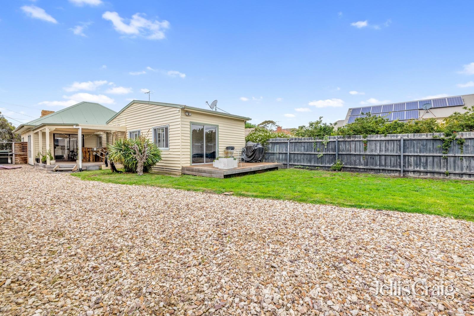 31 Carmen Street, Newport image 12