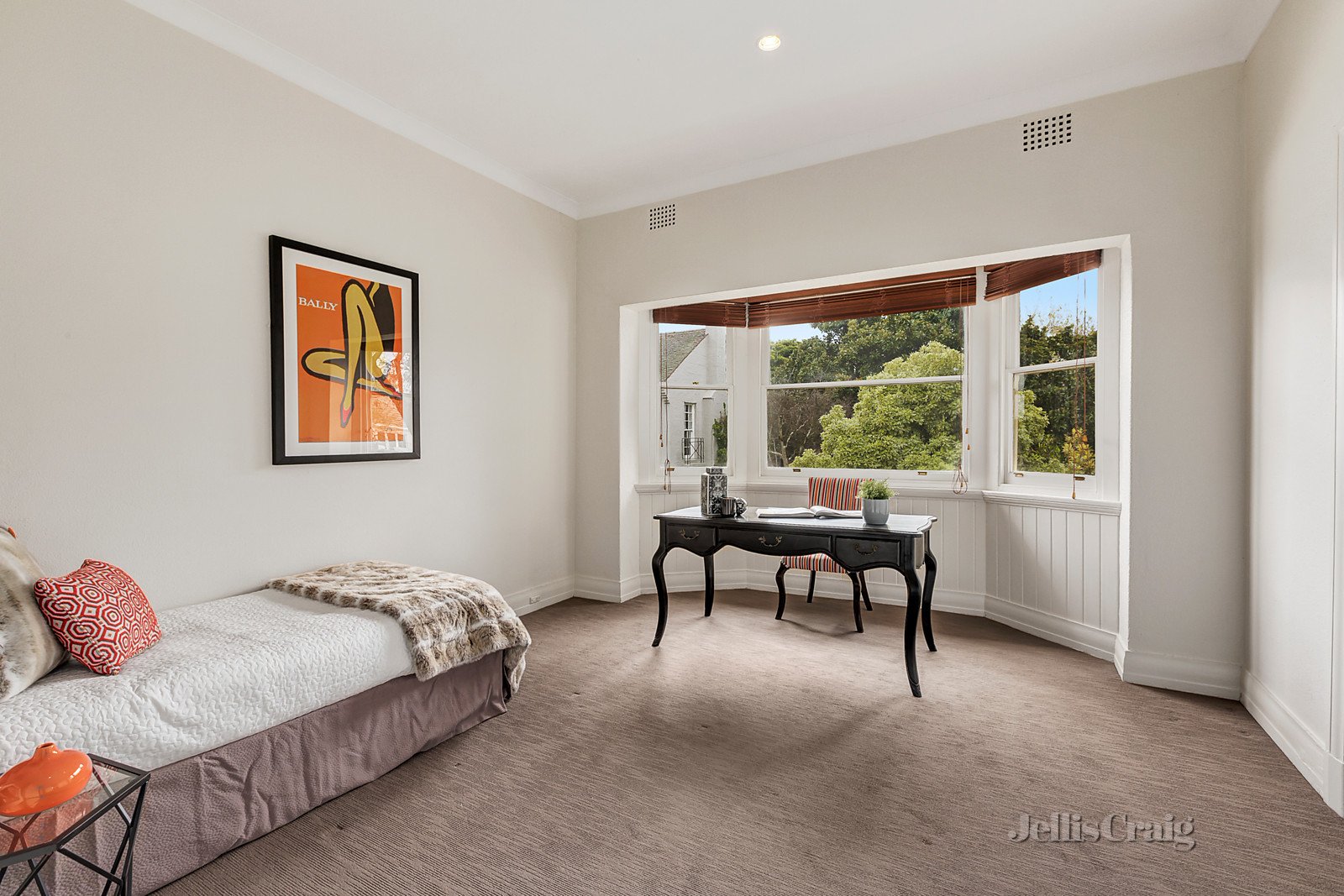 3/1 Carmyle Avenue, Toorak image 3