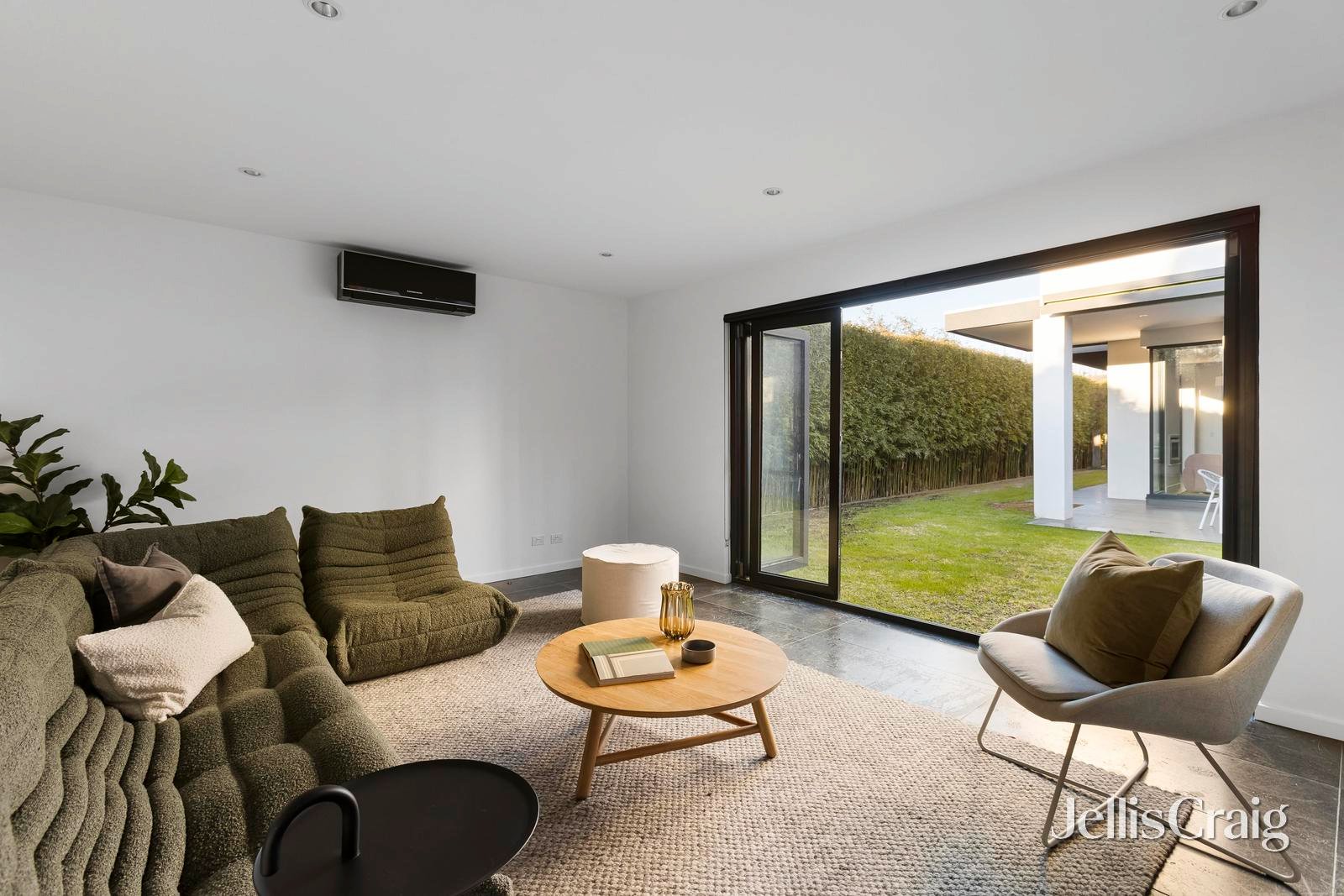 31 Champion Street, Brighton image 13
