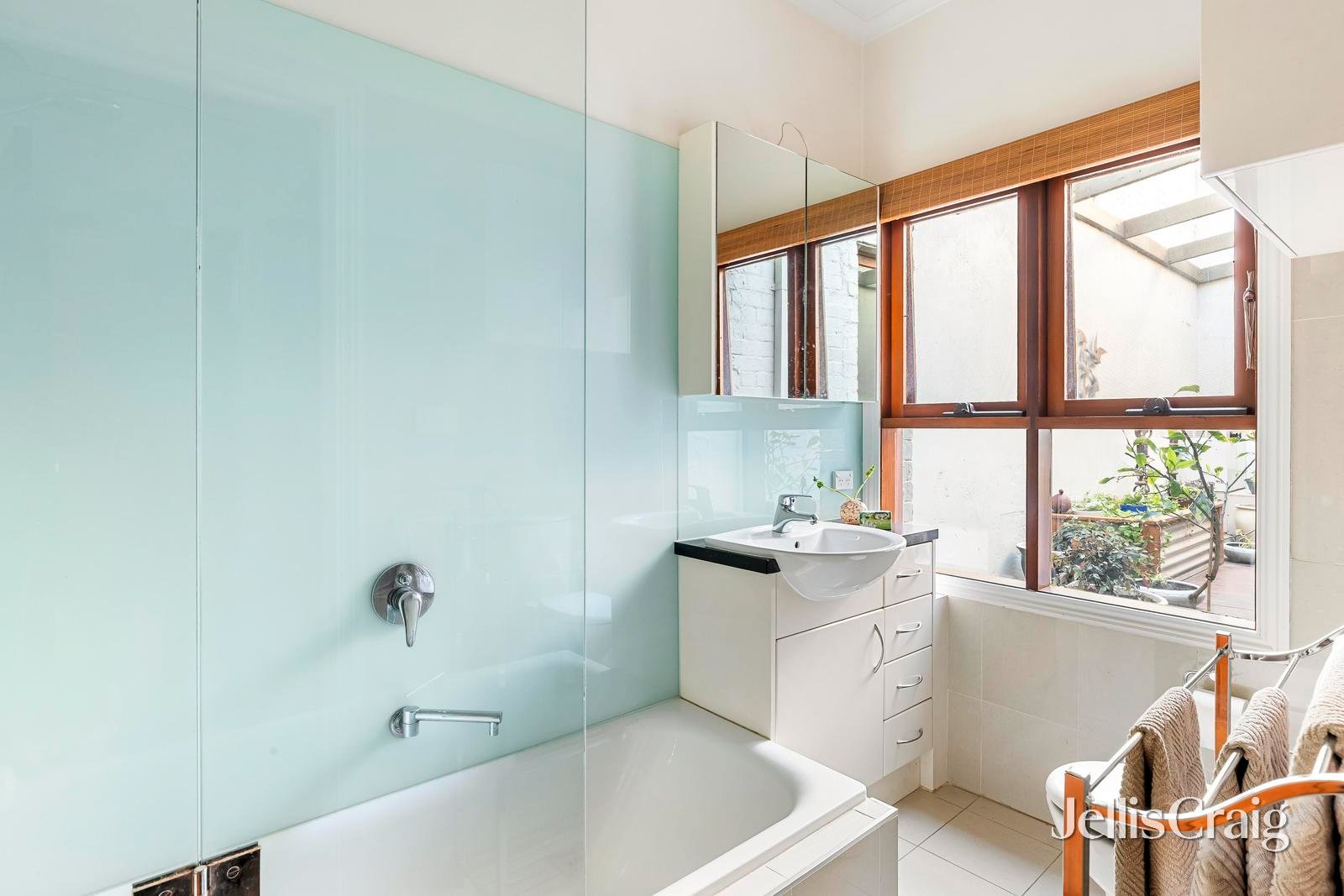31 Chapman Street, North Melbourne image 4