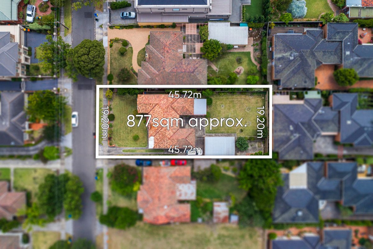 31 Corhampton Road, Balwyn North image 1