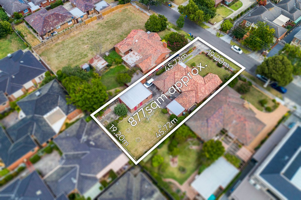 31 Corhampton Road, Balwyn North image 11
