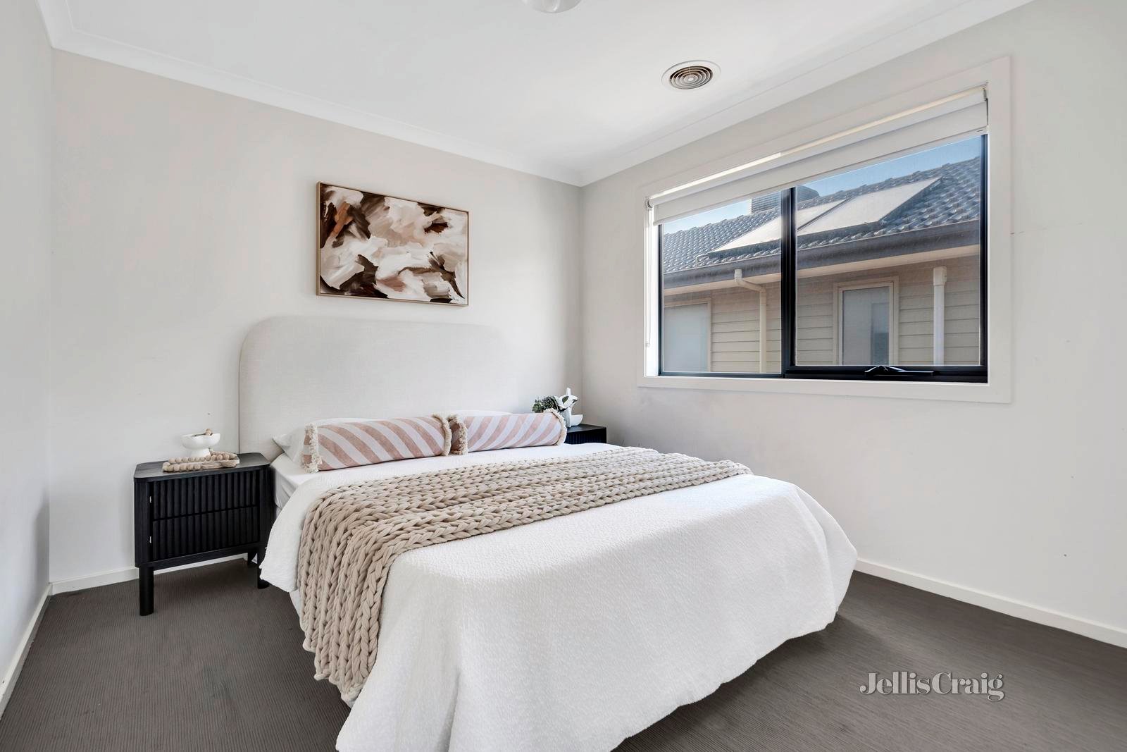 31 Danthonia Street, Coburg North image 9