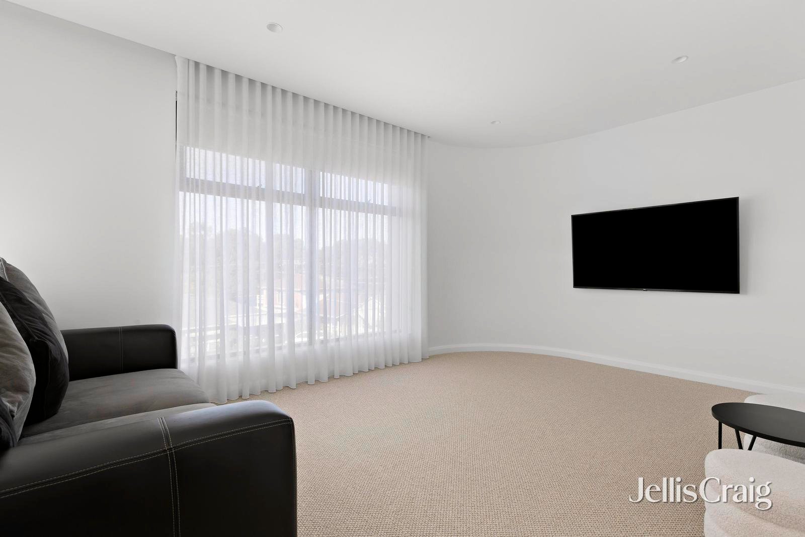 31 De Havilland Avenue, Strathmore&nbsp;Heights image 4