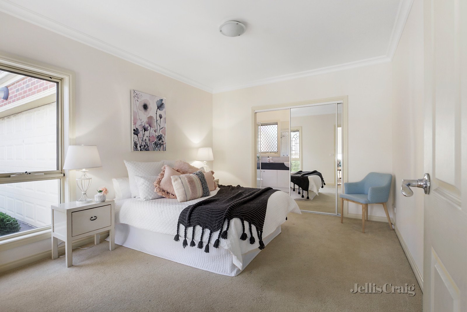 3/1 Dianne Street, Doncaster East image 3