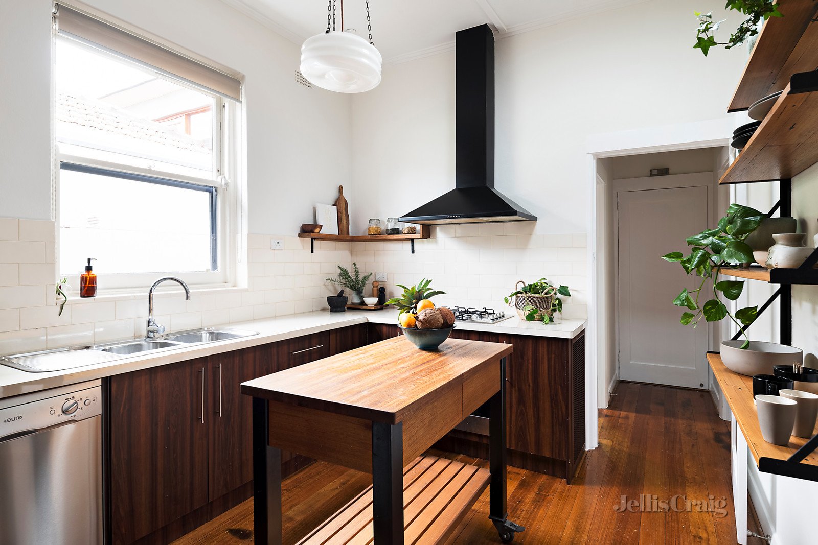 31 Disraeli Grove, Pascoe Vale South image 10