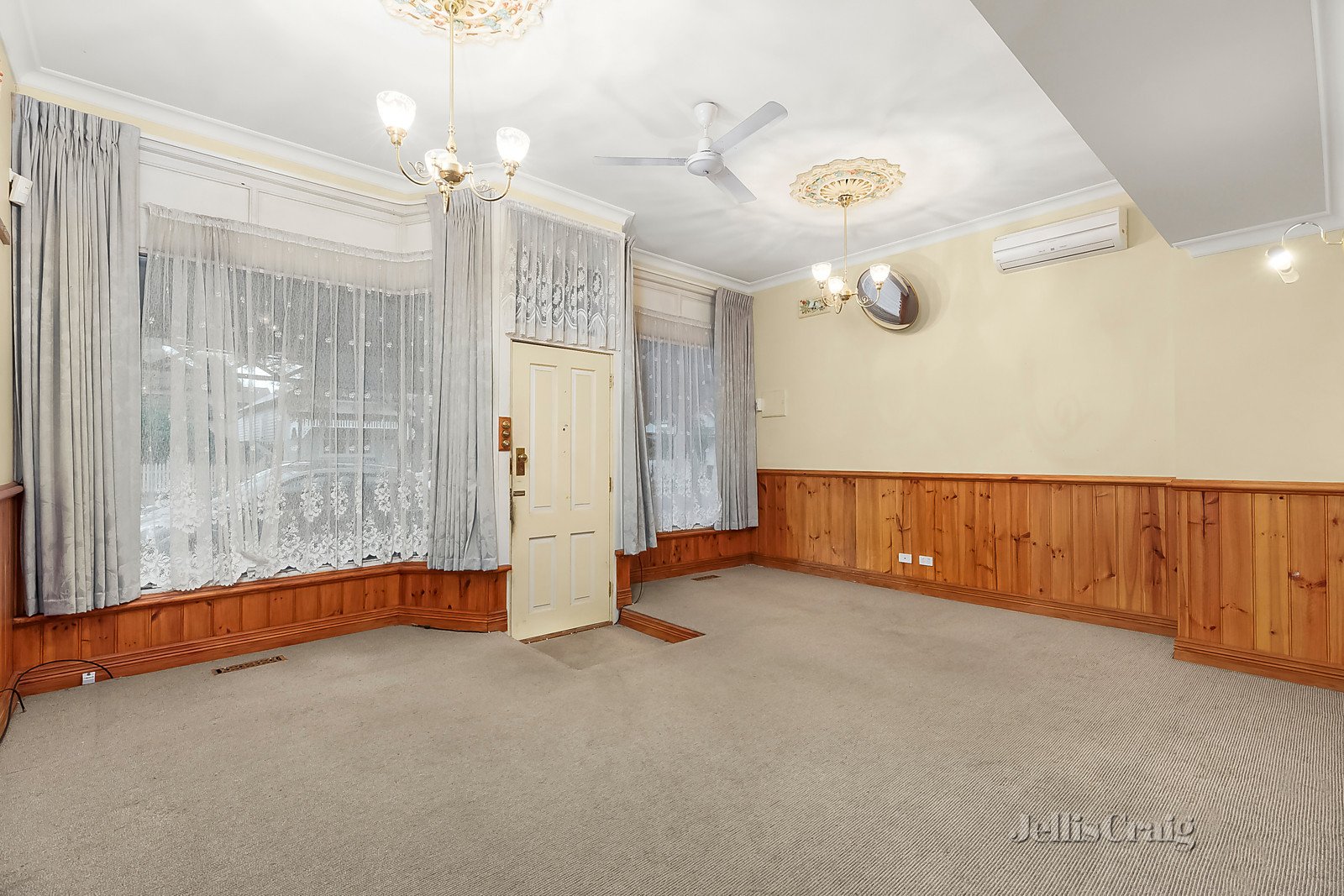 31 Dover Street, Flemington image 4