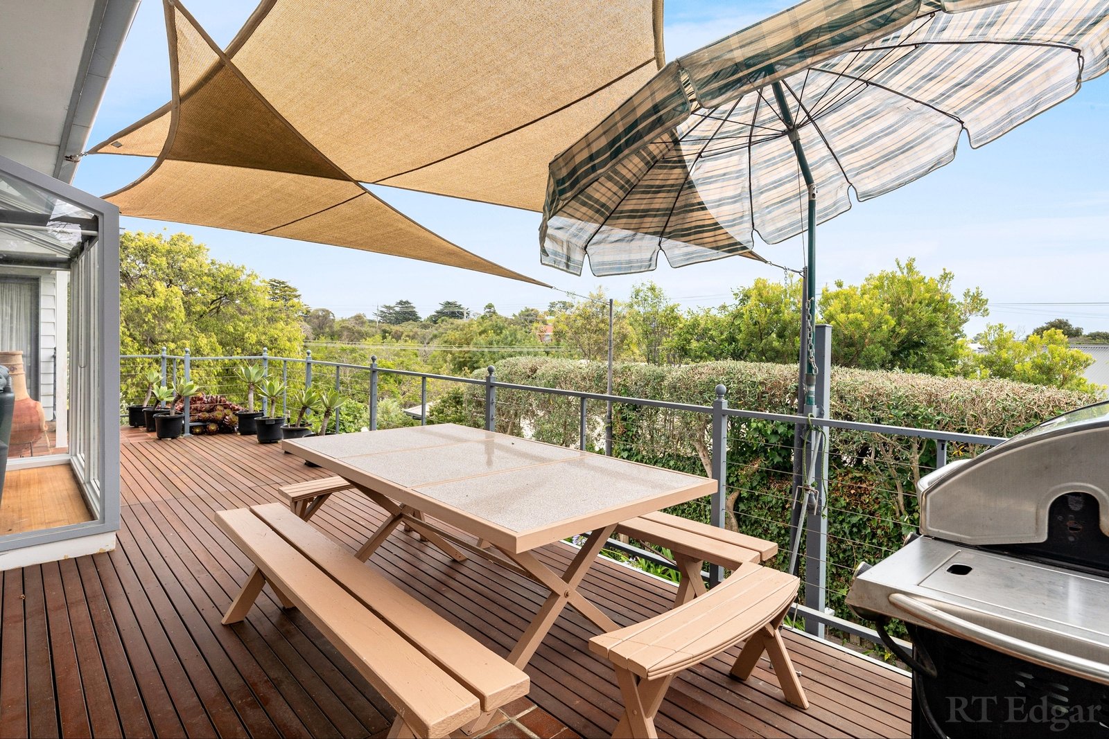 Property Gallery Thumbnail 5