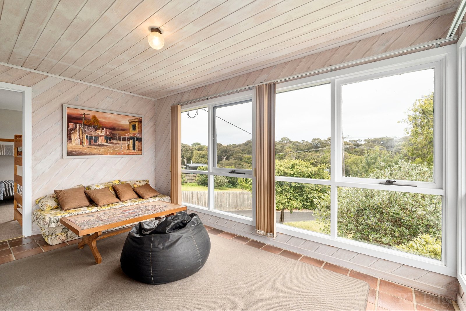 Property Gallery Thumbnail 7