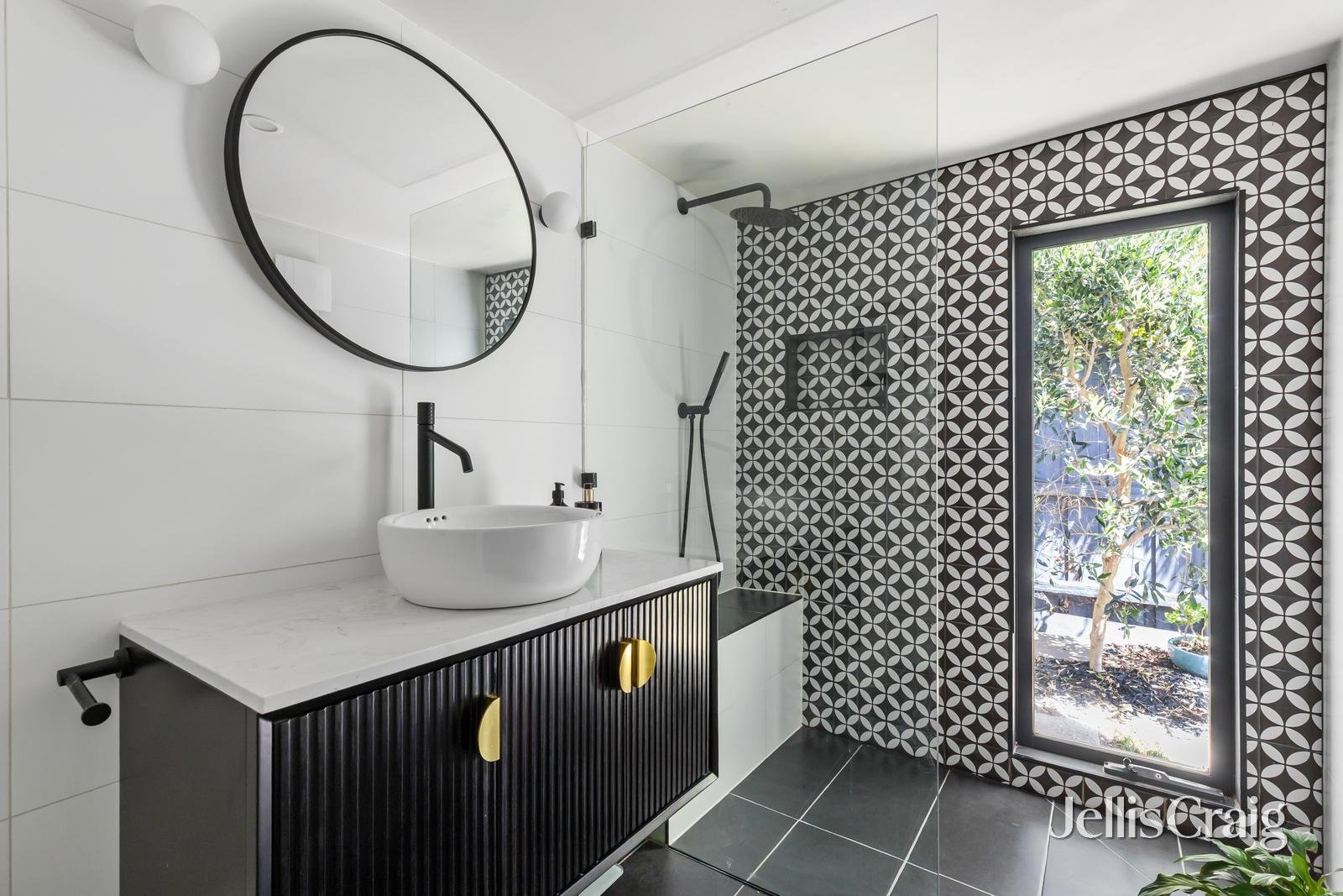 3/1 Edinburgh Street, Hampton image 8