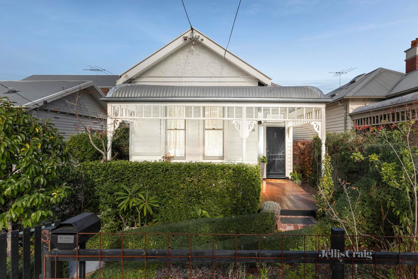 31 Elphin Street, Newport image 1