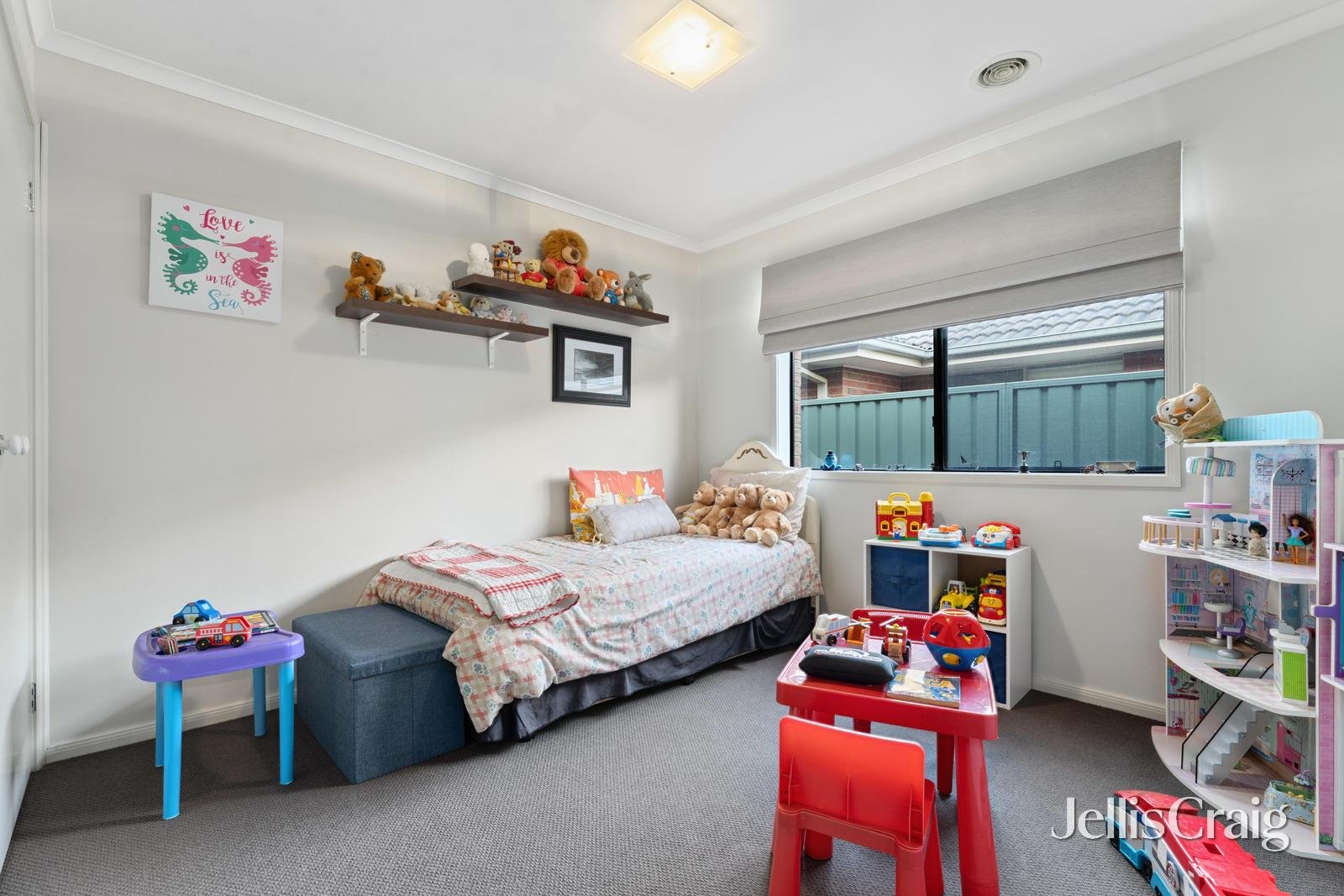 31 Faversham Avenue, Lake Gardens image 16