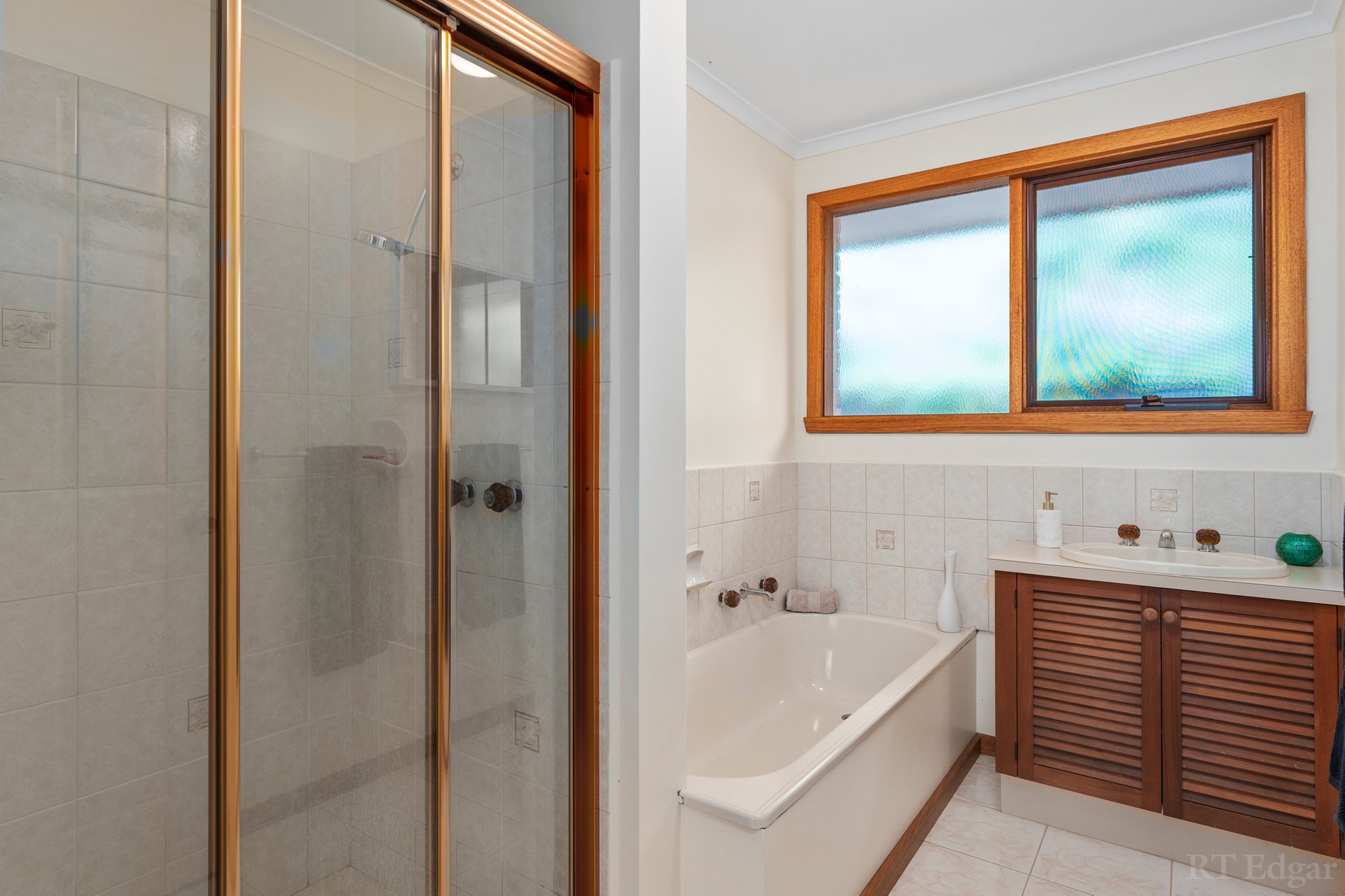 Property Gallery Thumbnail 11