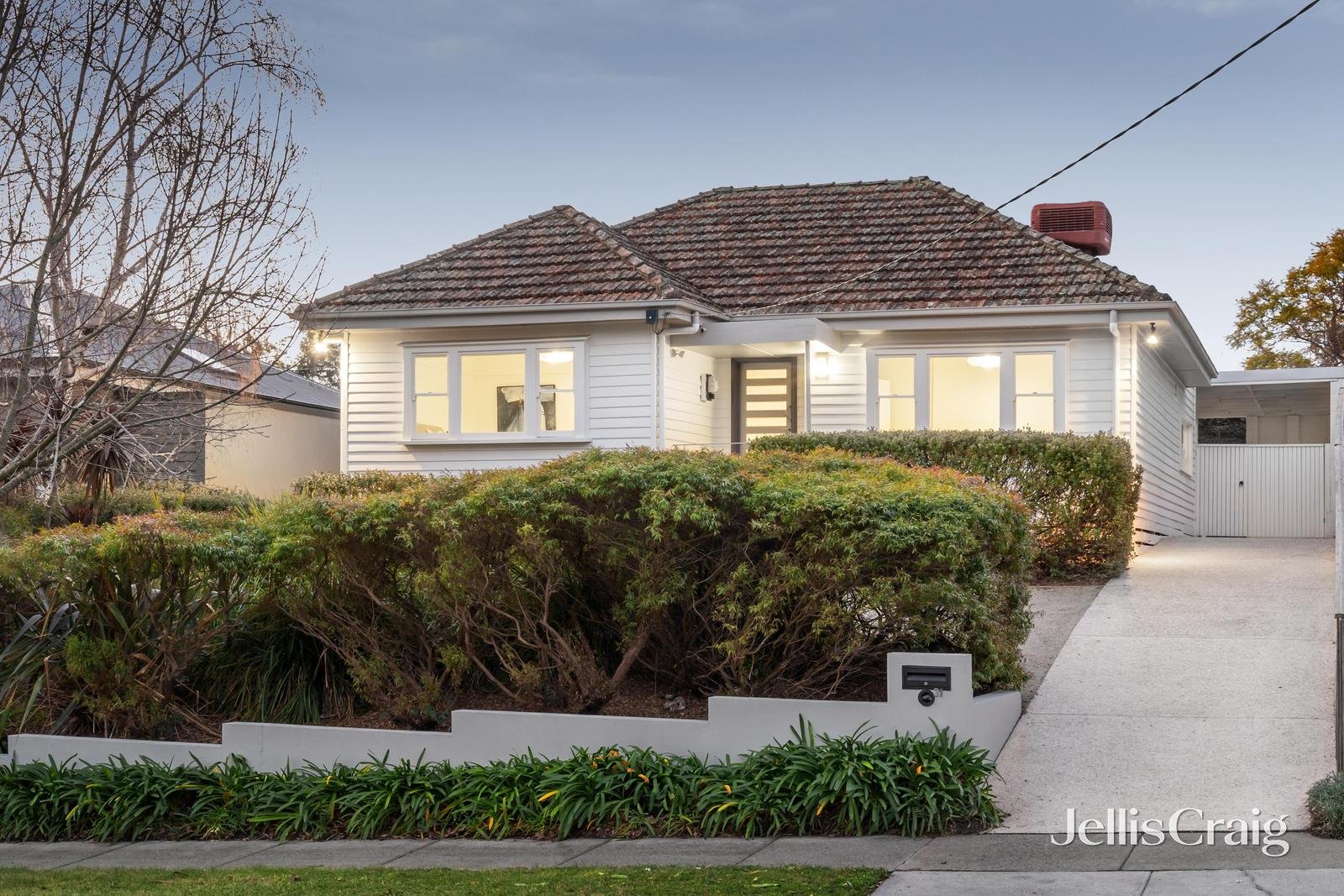 31 Ferndale Road, Glen Iris image 1