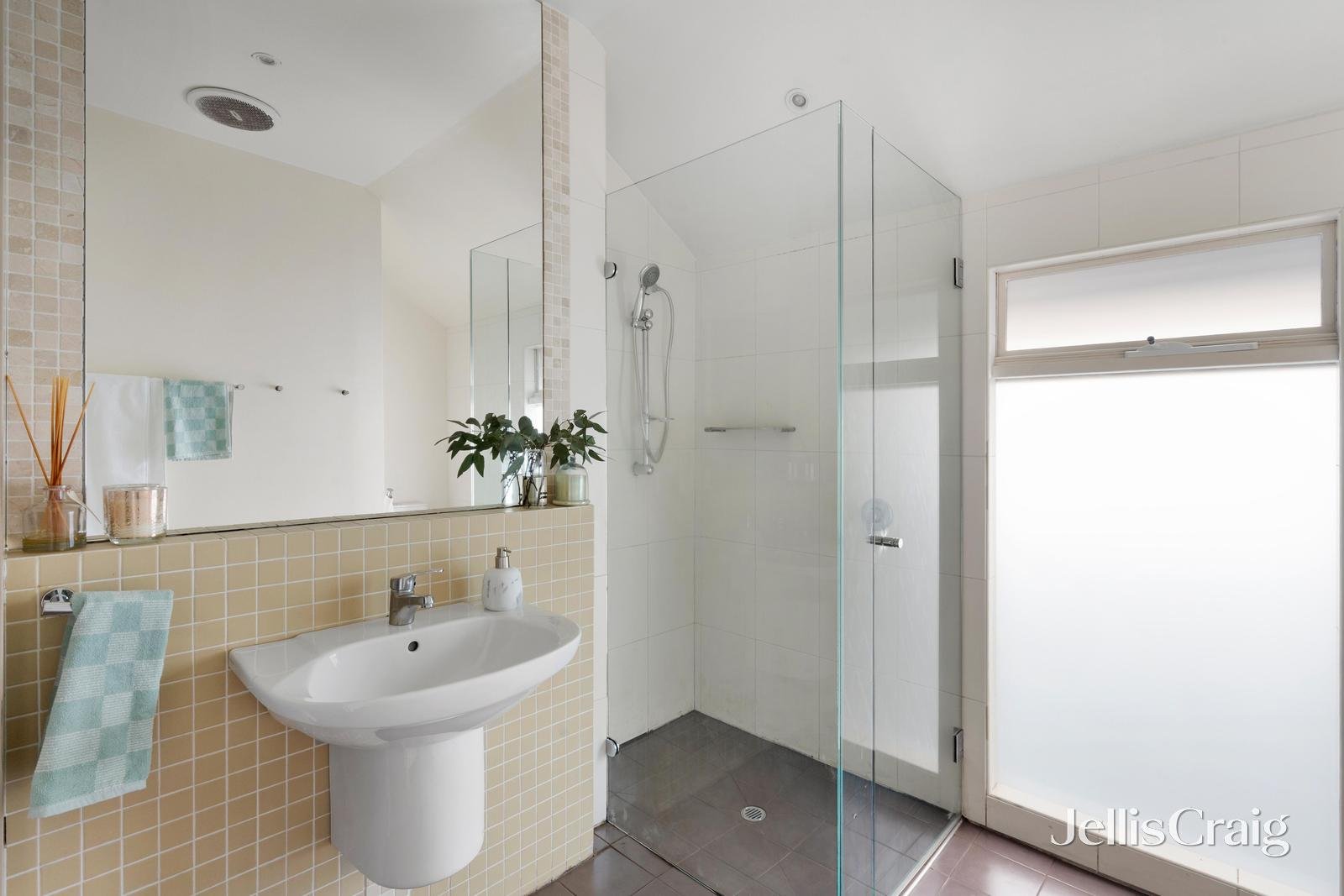 31 Ferndale Road, Glen Iris image 12