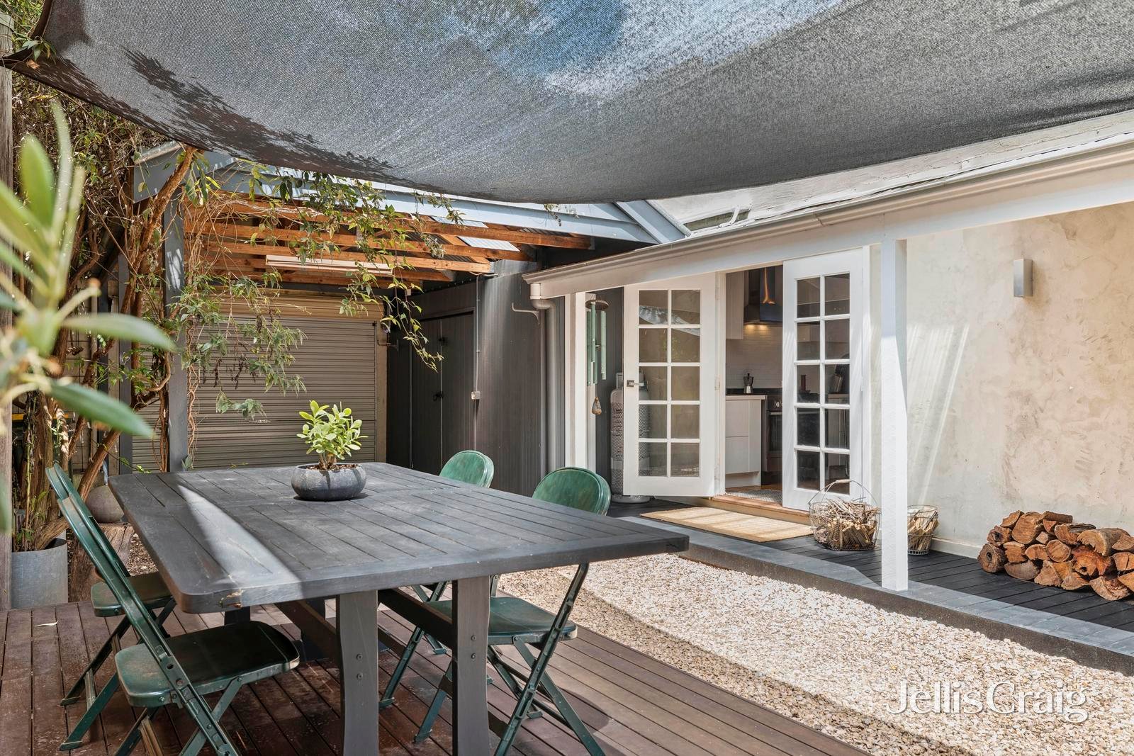 31 Fryers Street, Guildford image 20