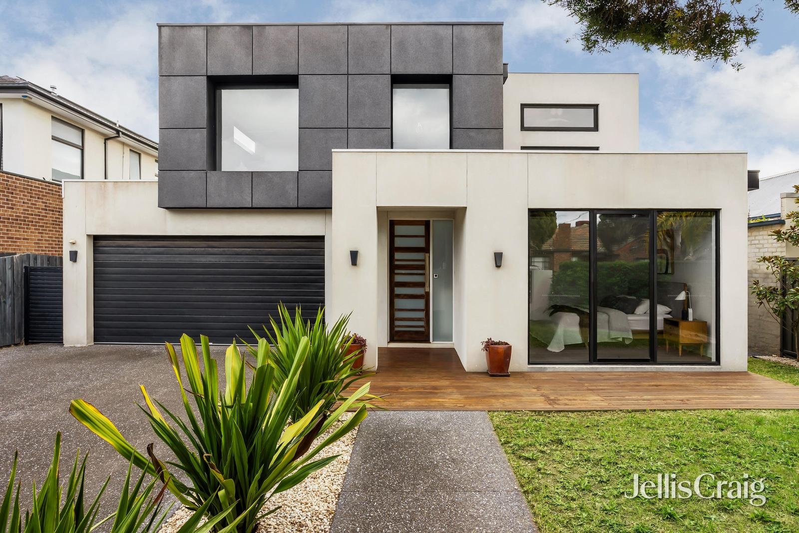 31 Gilmour Road, Bentleigh image 1