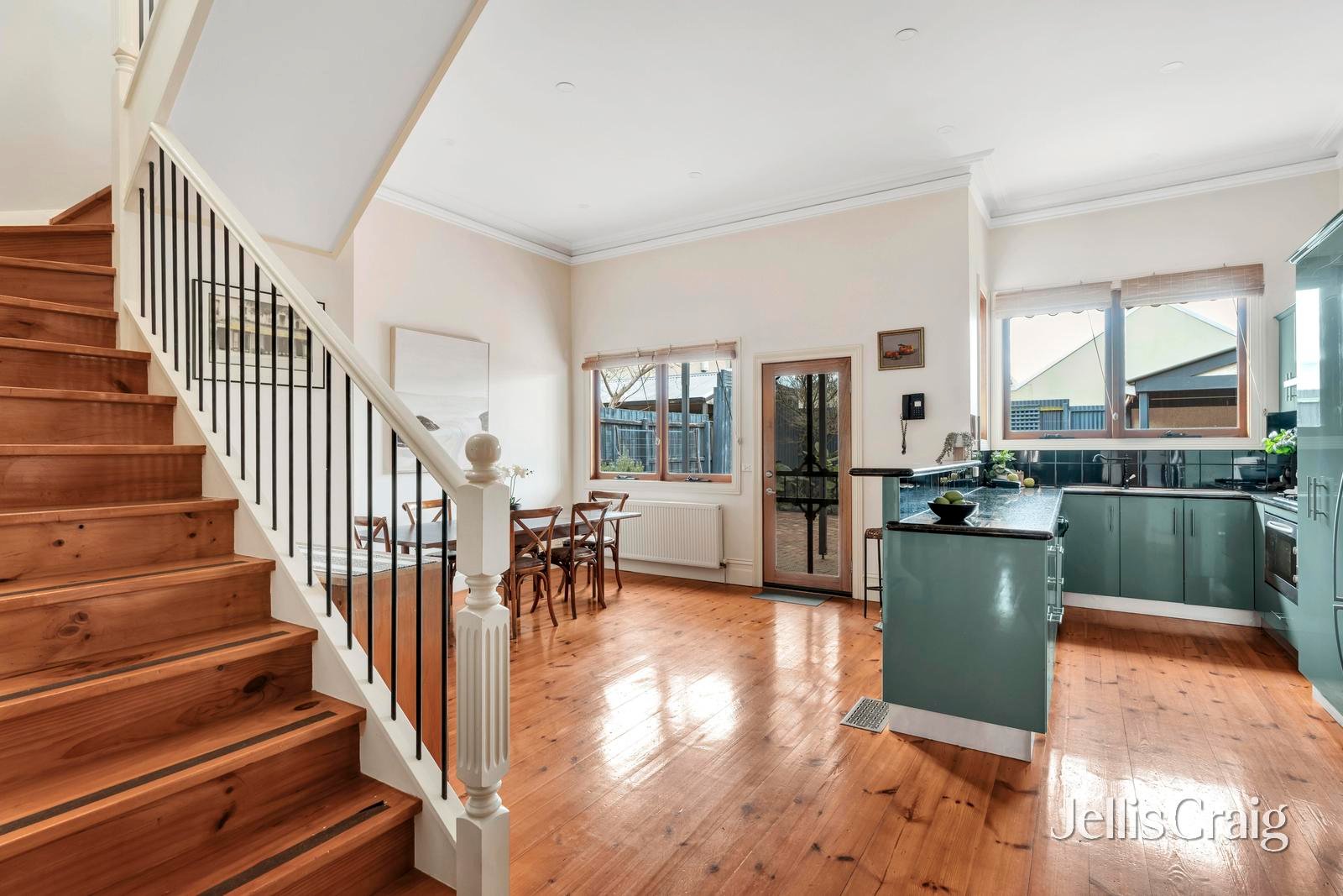31 Glenlyon Road, Brunswick image 5