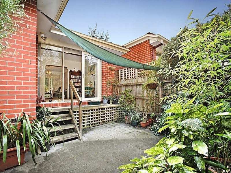 3/1 Godfrey Court, Surrey Hills image 7