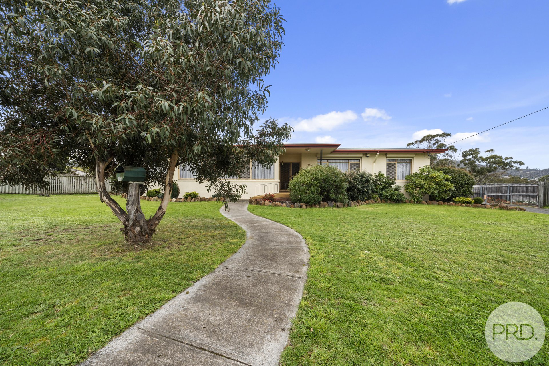 31 Grange Road East, ROKEBY TAS 7019