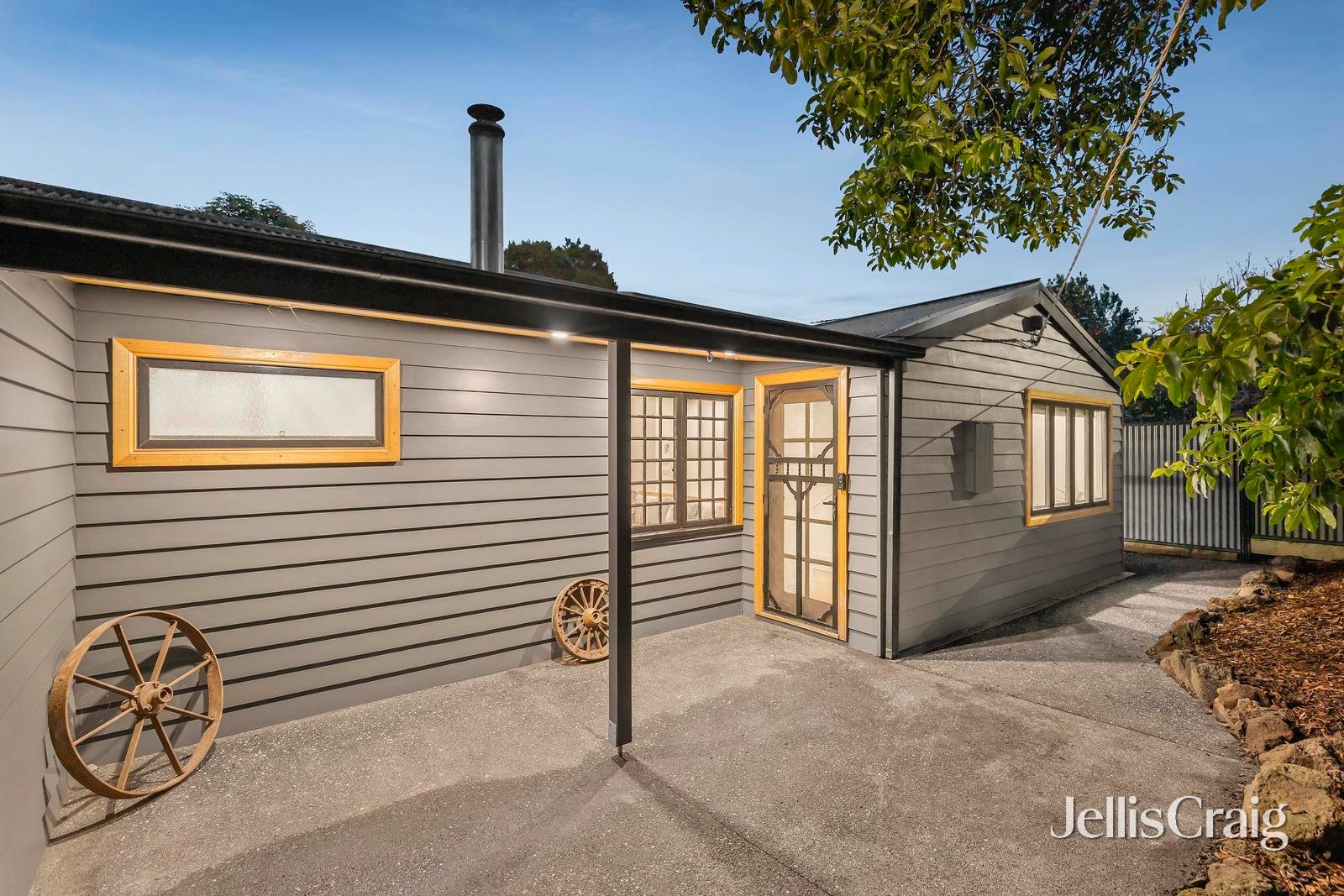 31 Greenhill Road, Bayswater&nbsp;North image 1