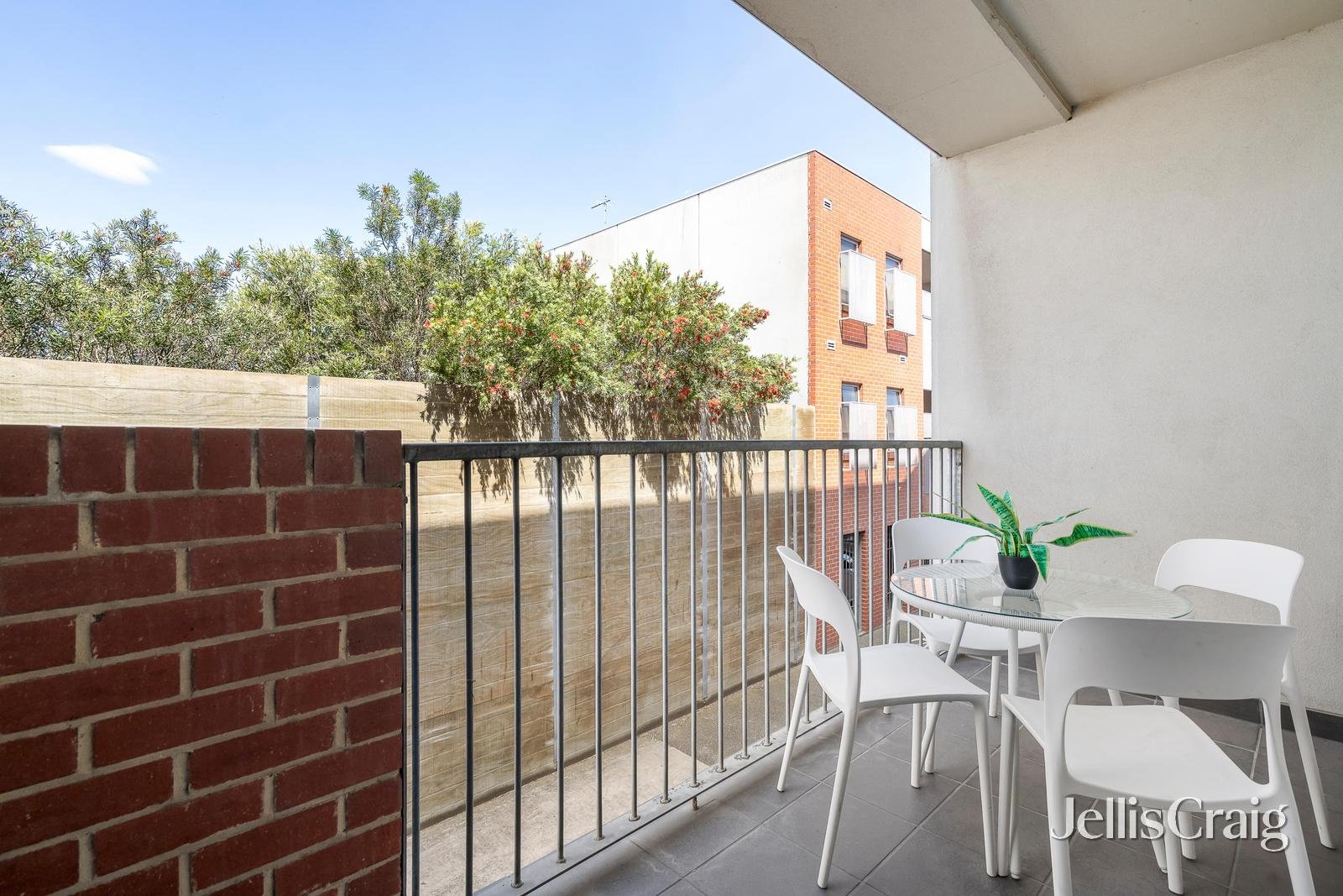 3/1 Gumbri Place, Brunswick image 5