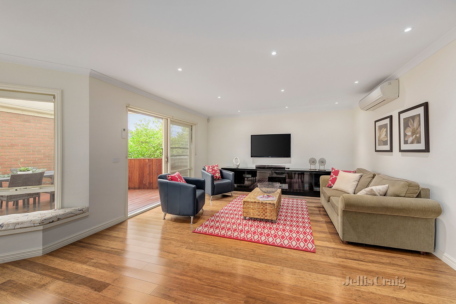 31 Halley Avenue, Camberwell image 6