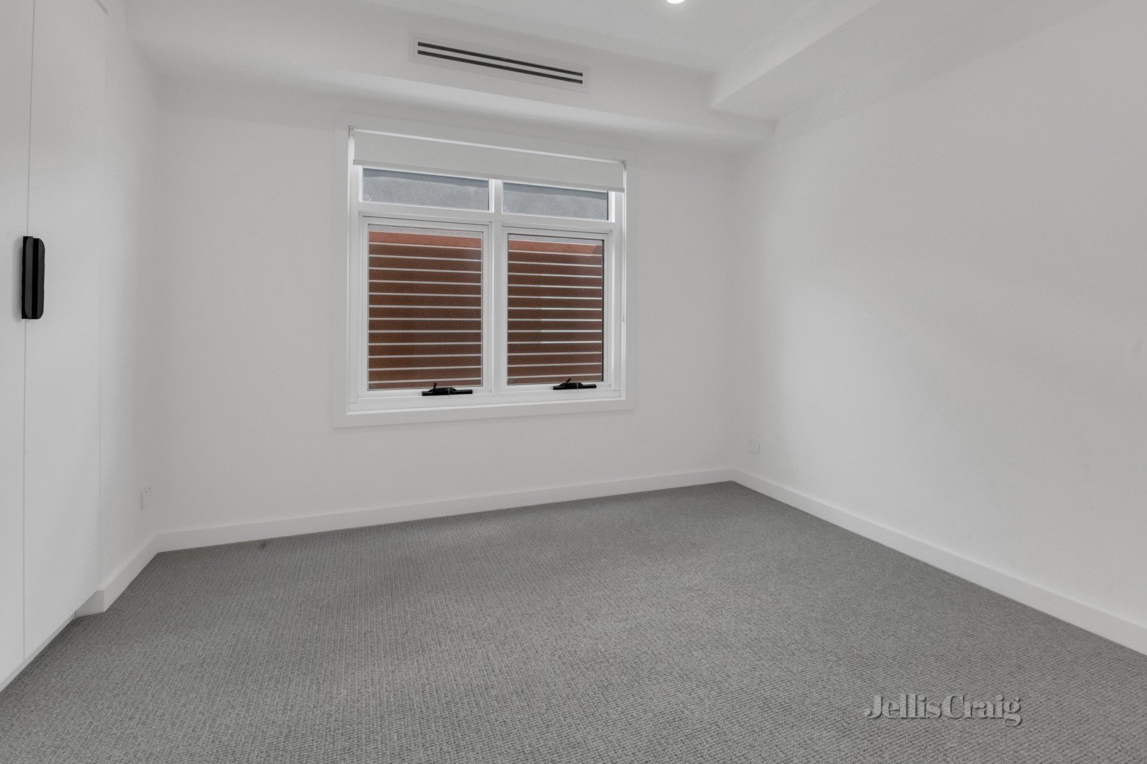 3/1 Hazel Grove, Pascoe Vale image 9