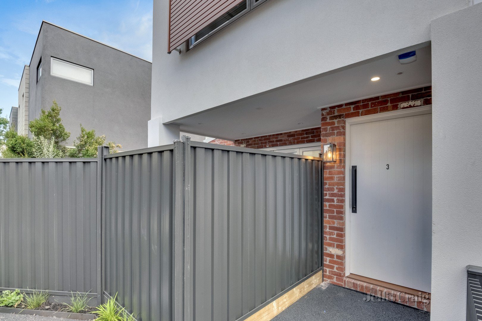 3/1 Hazel Grove, Pascoe Vale image 15