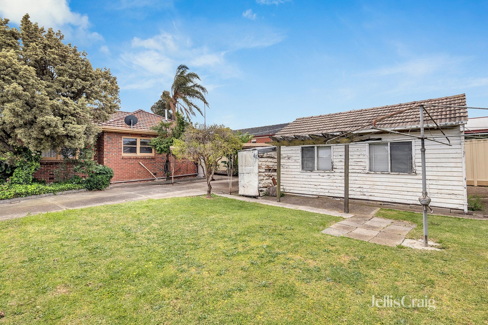 31 Hotham Road, Niddrie image 12