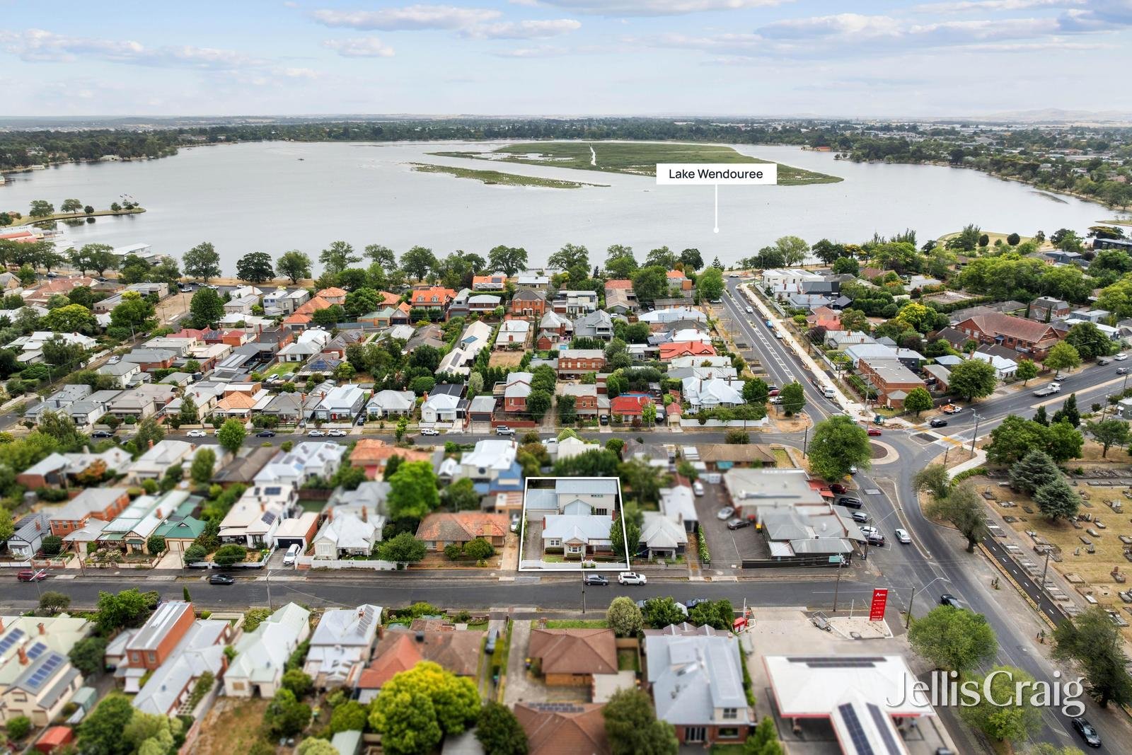 31 Hotham Street, Lake&nbsp;Wendouree image 8