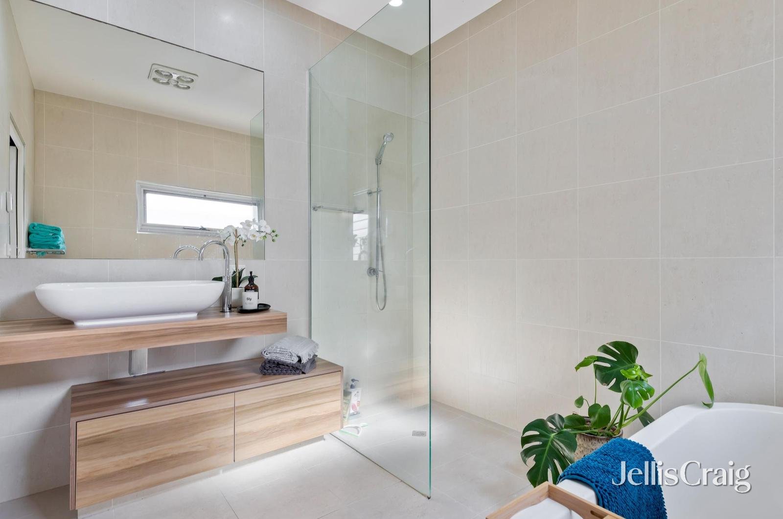 31 Hotham Street, Lake&nbsp;Wendouree image 8