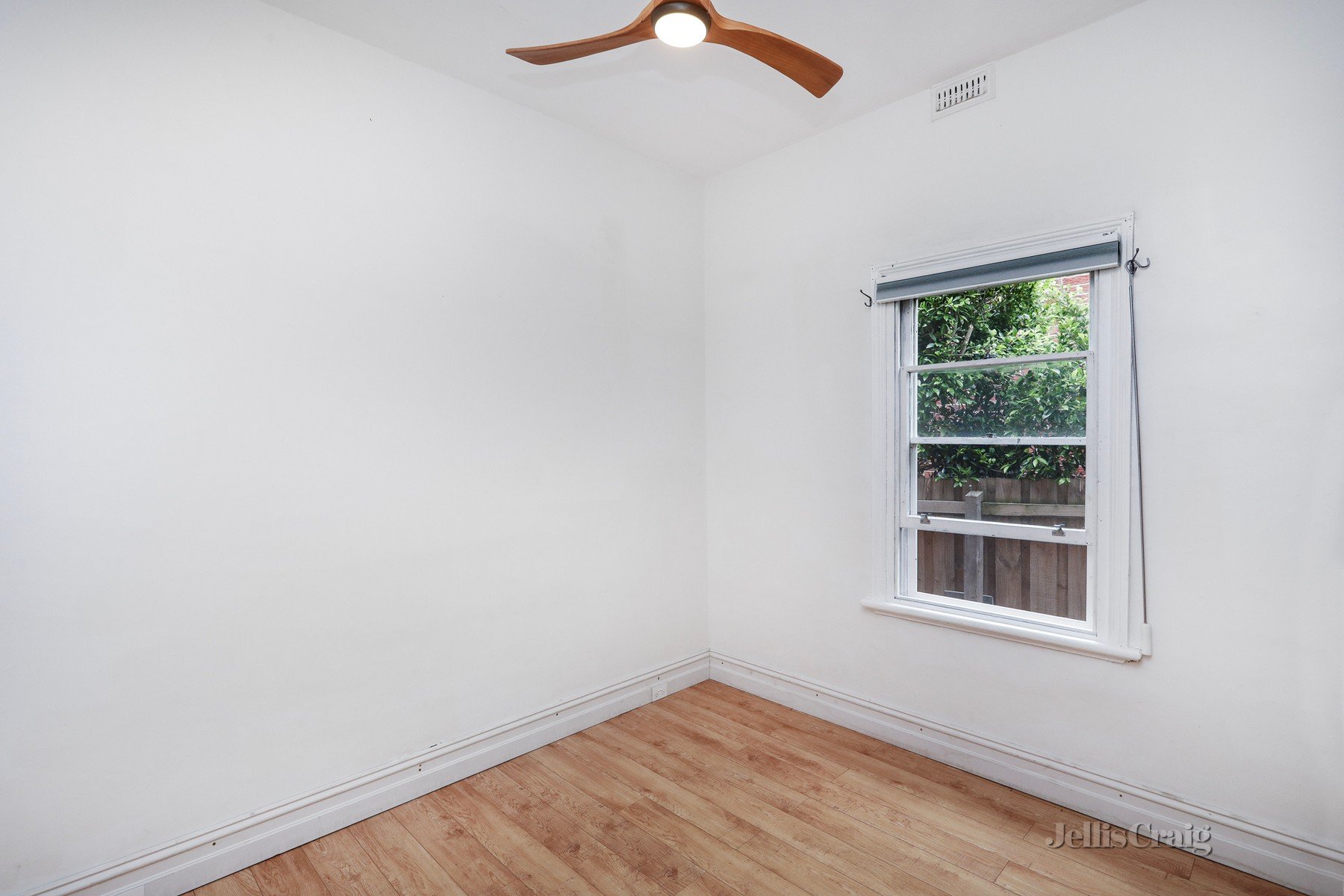 31 Hotham Street, Preston image 3