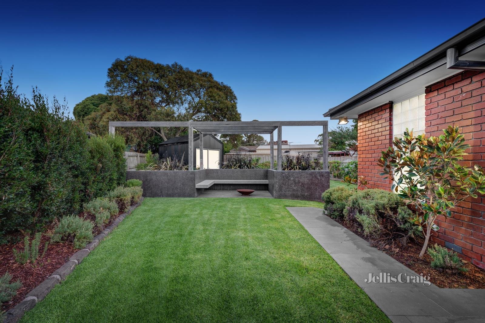 31 Huntingdon Avenue, Bayswater North image 11