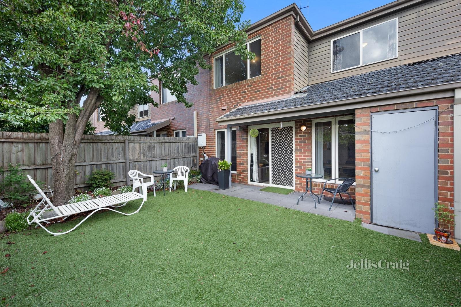 31 Jade Circuit, Burwood East image 10