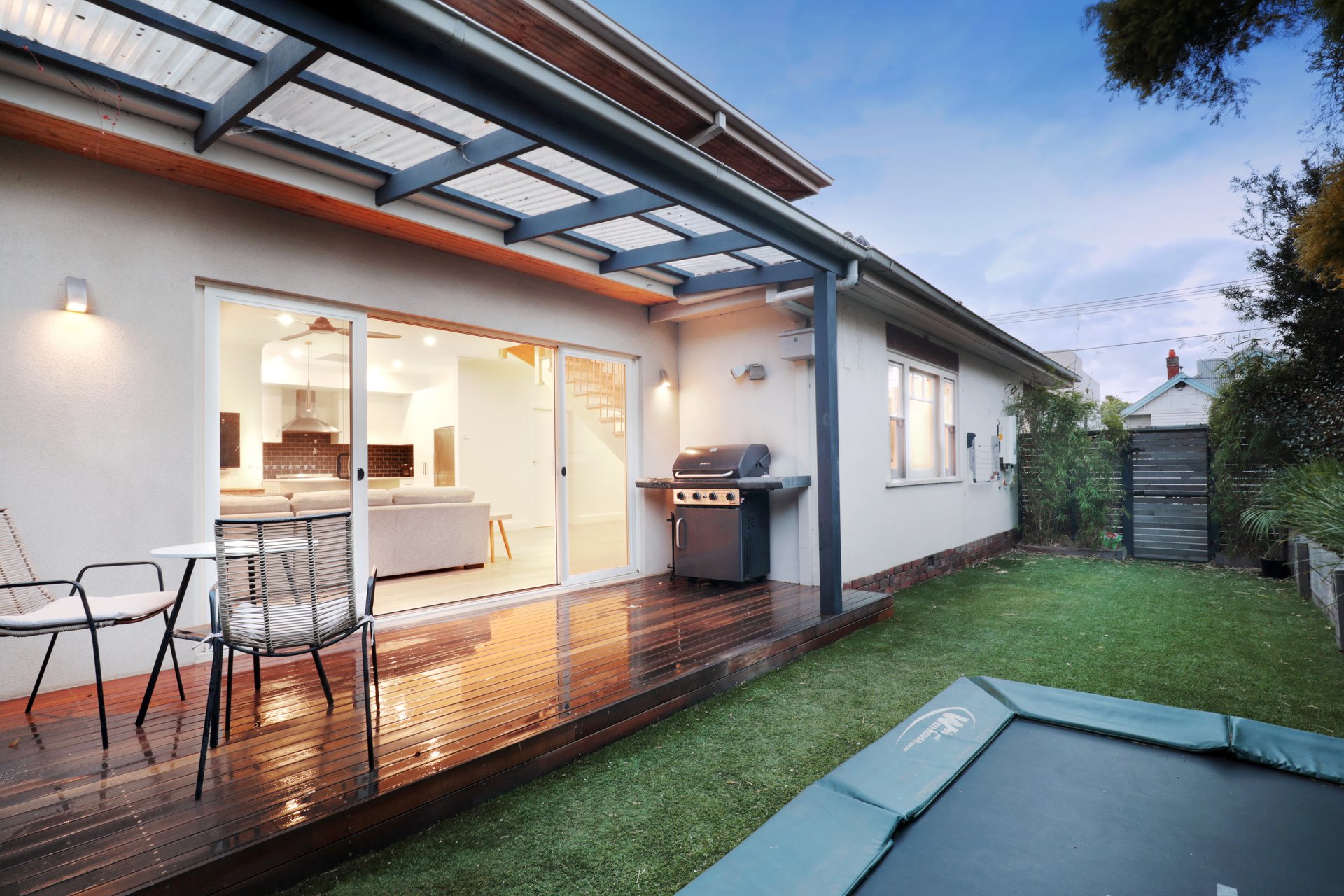 31 John Street, Elwood image 2