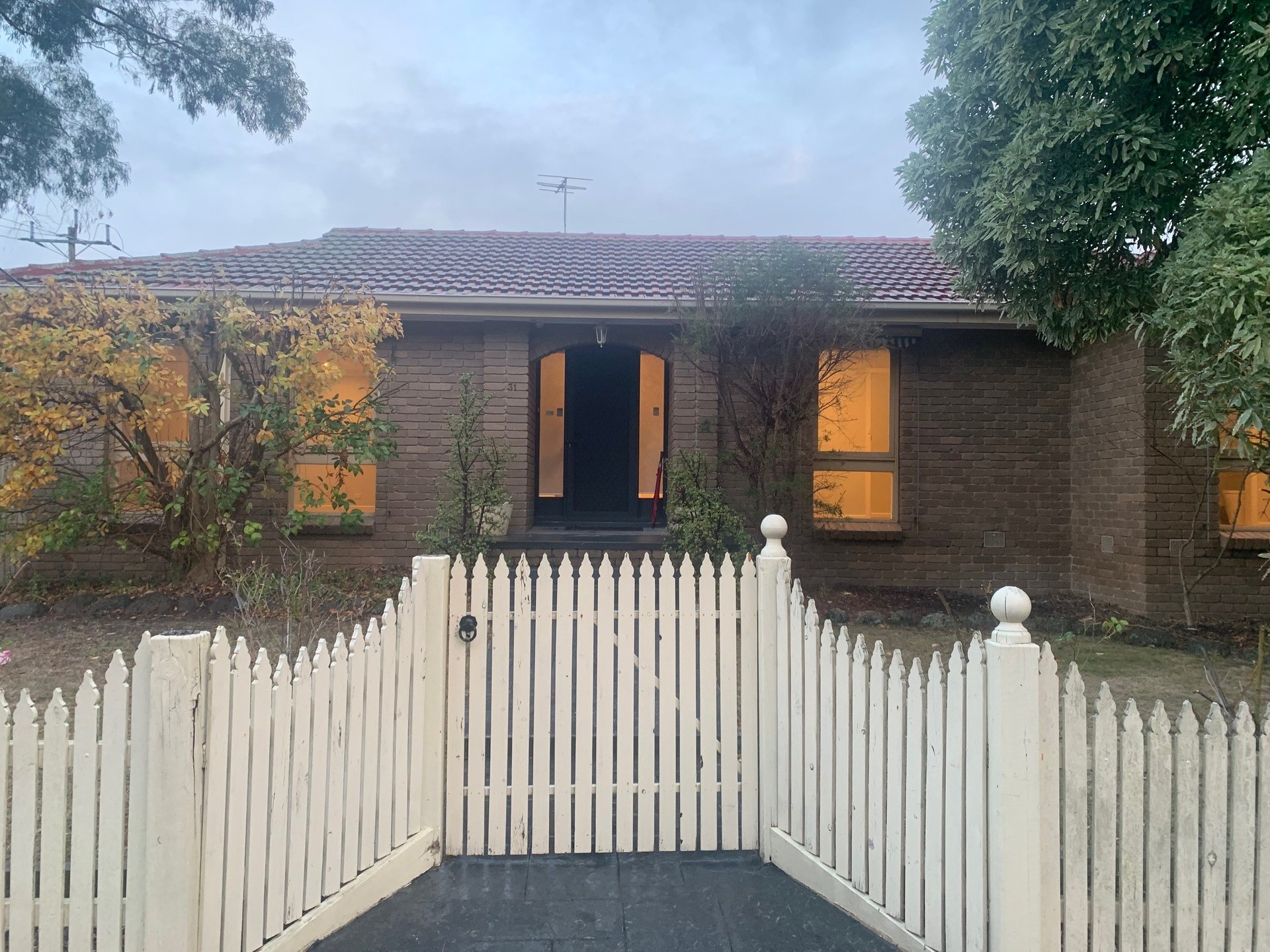 31 Kallay Street, Croydon image 1