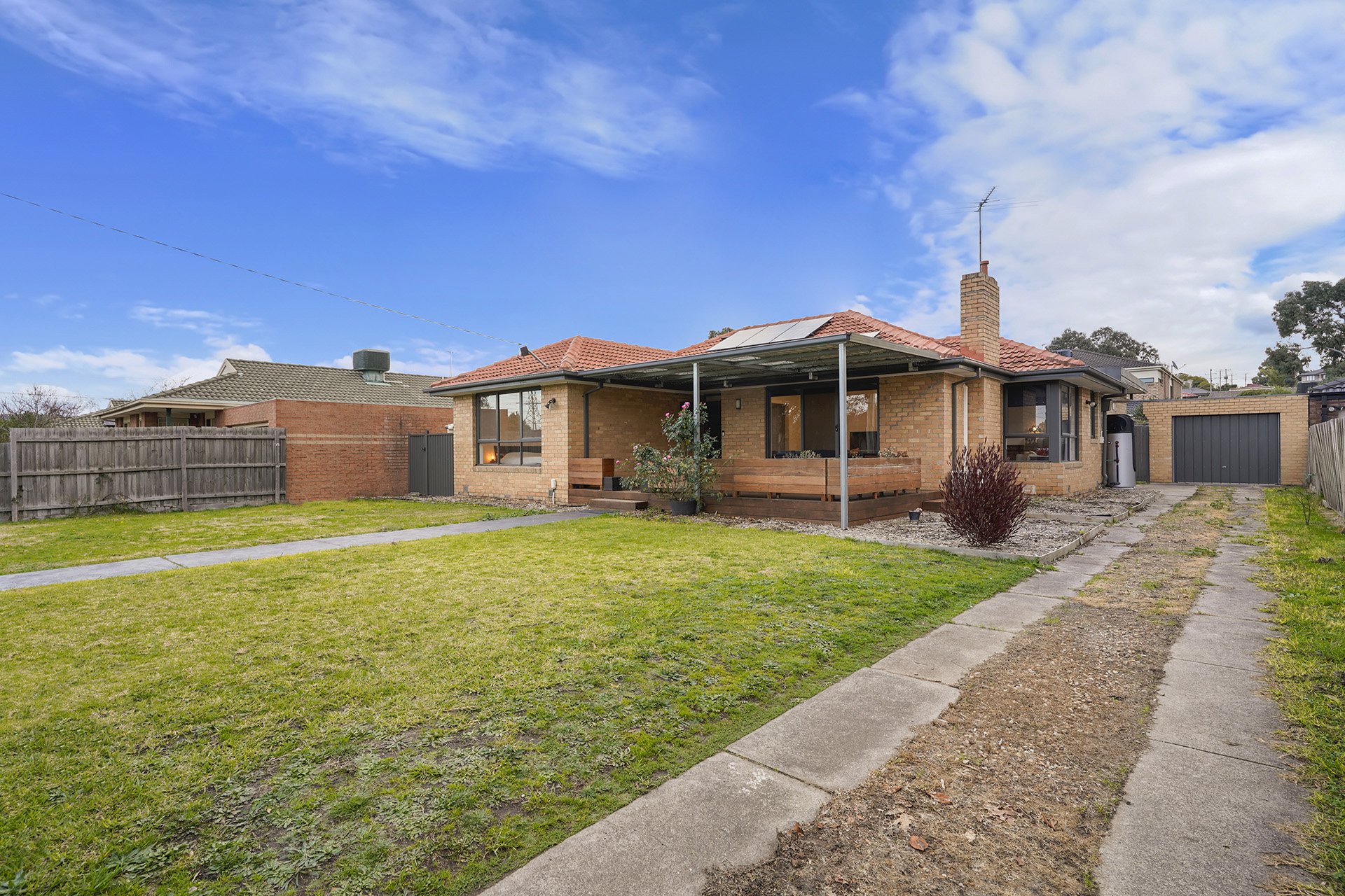31 Kauri Grove, Glen Waverley image 1