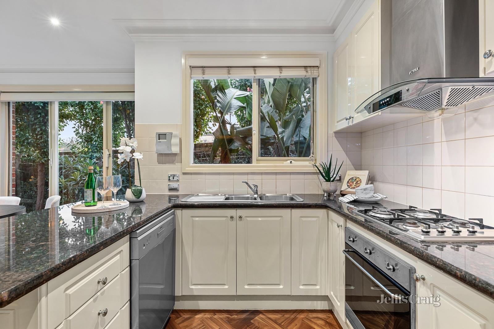 31 Kensington Place, Templestowe image 7