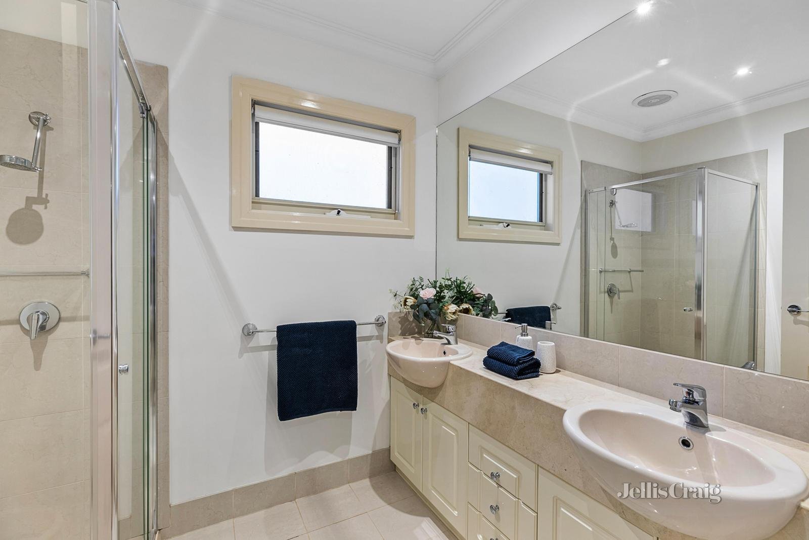 31 Kensington Place, Templestowe image 11