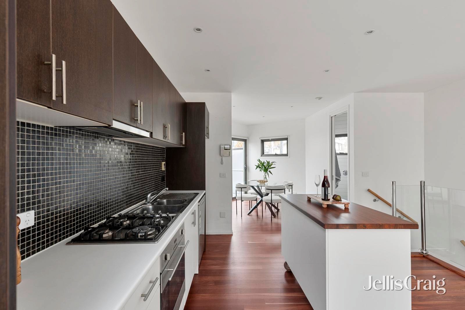 31 Keppel Street, Carlton image 6
