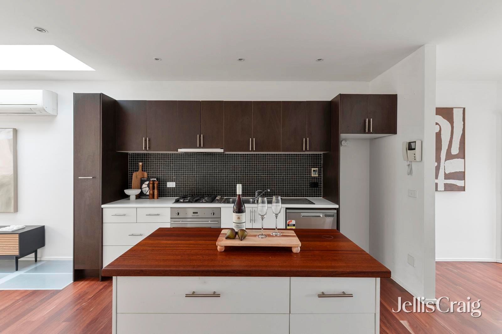 31 Keppel Street, Carlton image 7