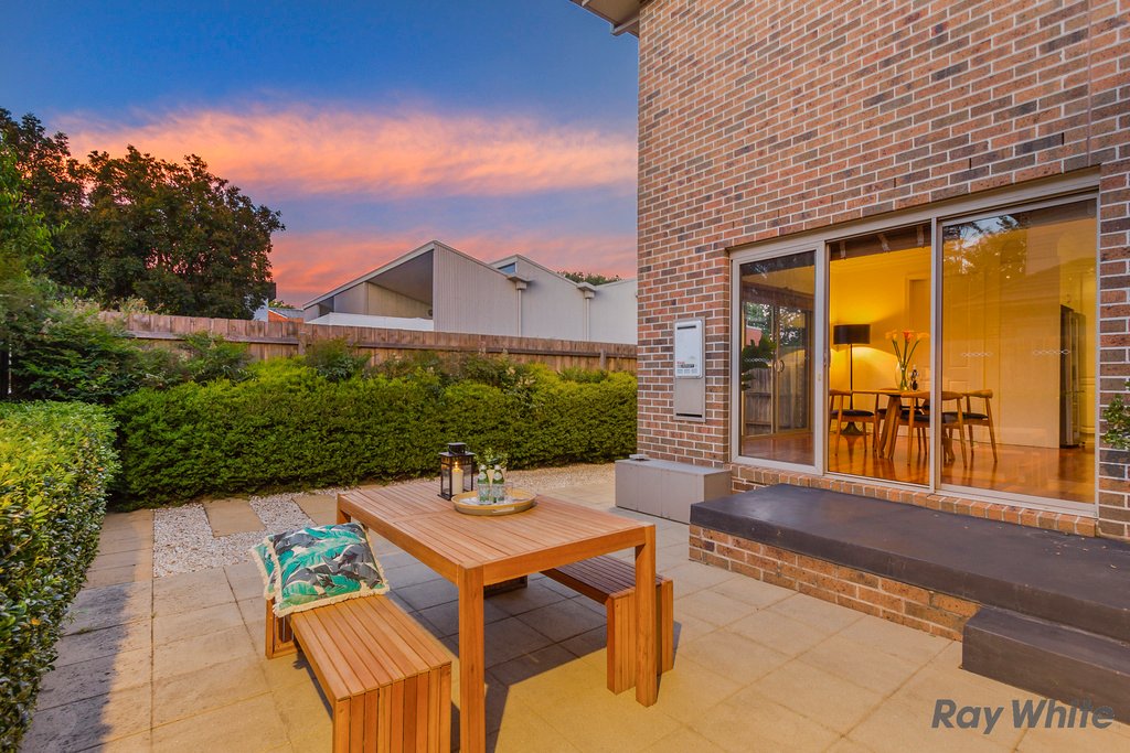 31 Kingswood Rise, Box Hill South image 8
