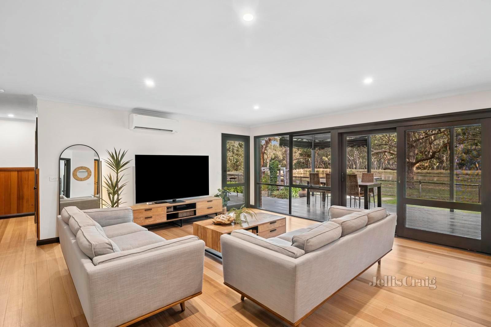 31 Kinsellas Lane, Woodend image 4