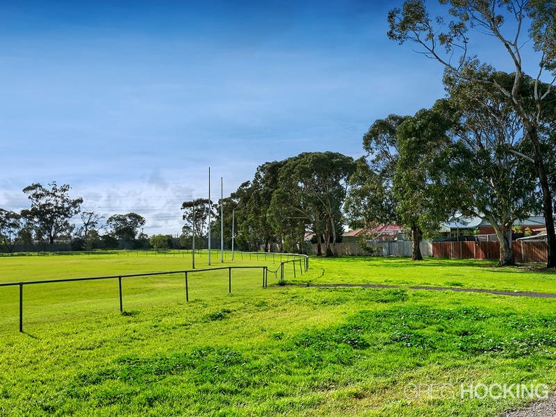 31 Knapp Street, Altona North image 7