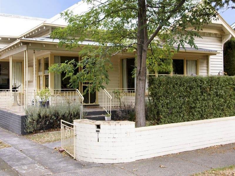 31 Laurel Bank Parade, Newtown image 1