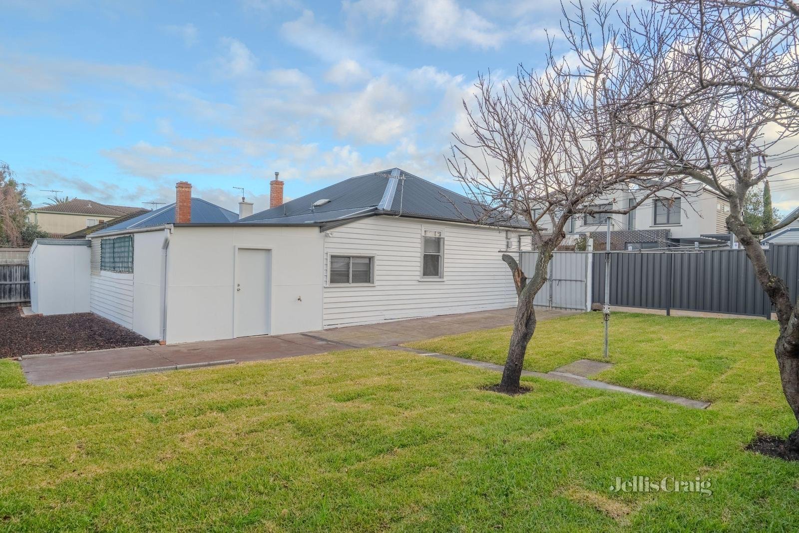 31 Liverpool Street, Footscray image 9