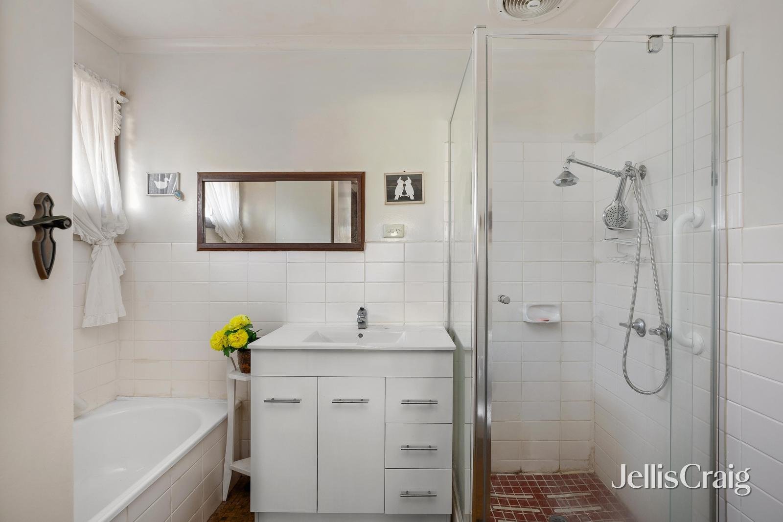 31 Luton Way, Bundoora image 8