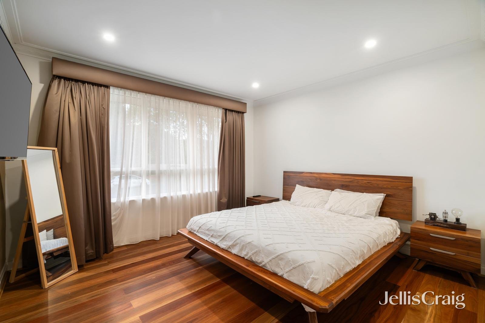 31 Margate Crescent, Glen Waverley image 7