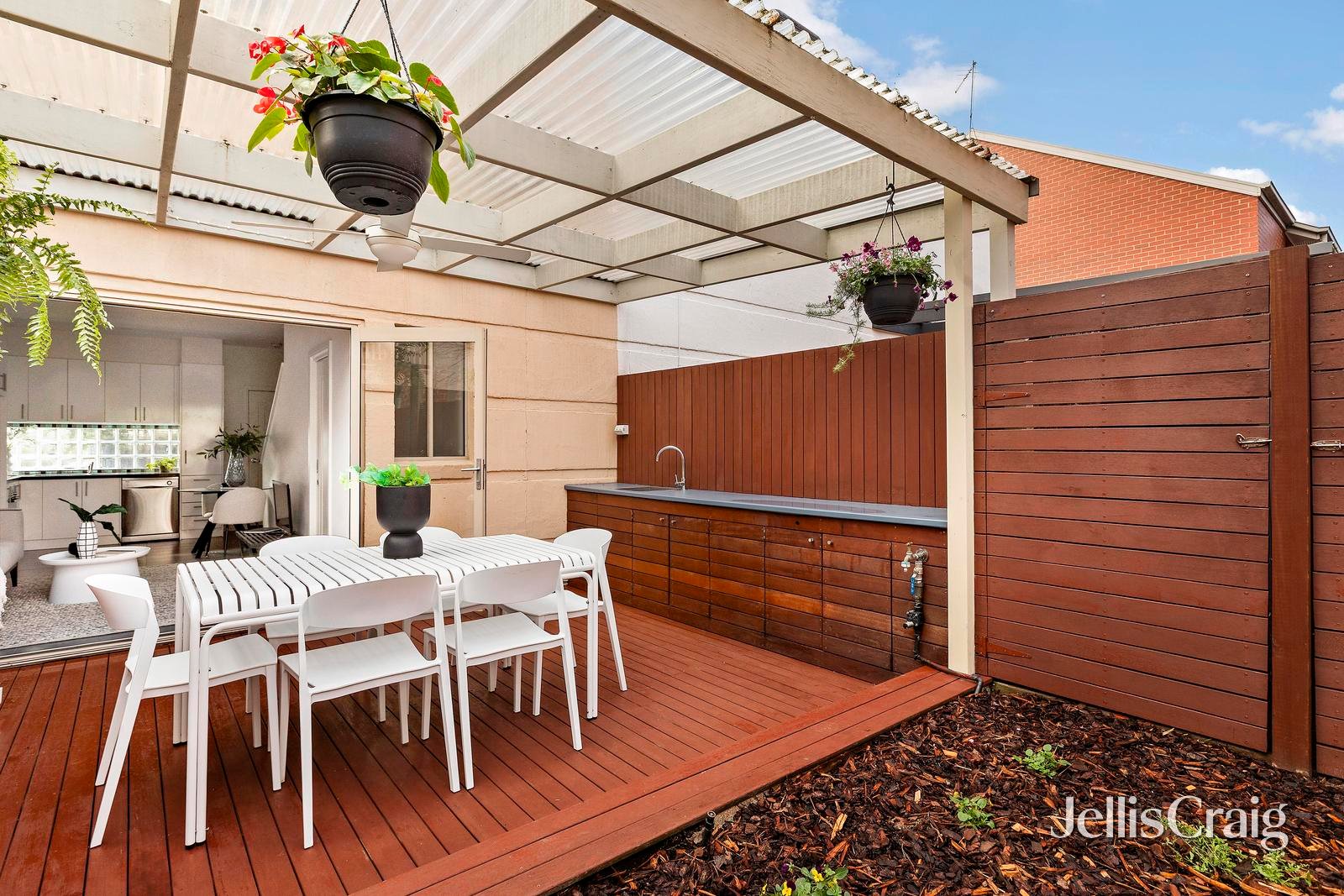 31 McTaggart Street, Kensington image 8